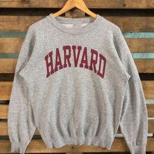 Unisex Harvard University Sweatshirt Harvard University Shirt 01